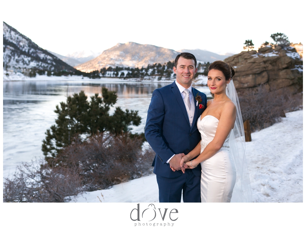 ColoradoPhotographer_EstesPark__wedding_RockyMountainBride_0013.jpg